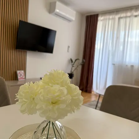 Sunrise Apartamento Donje Mladice